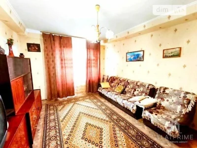 Продаж 3к квартири 62 кв. м на вул. Дмитрівська (Куренівка)