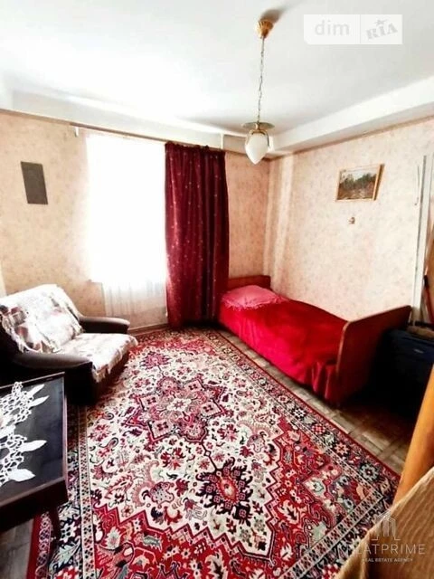 Продаж 3к квартири 62 кв. м на вул. Дмитрівська (Куренівка)