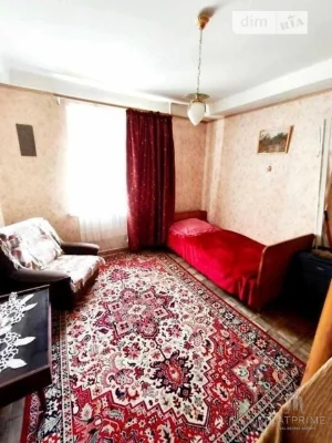 Продаж 3к квартири 62 кв. м на вул. Дмитрівська (Куренівка)