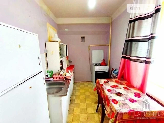Продаж 3к квартири 62 кв. м на вул. Дмитрівська (Куренівка)
