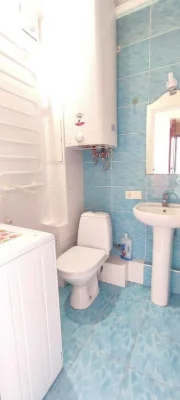 Продам 2к квартиру з ремонтом на Парусі.