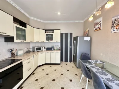 NEW! Продаж функціональної 3к квартири (108м2) в ЖК Пори рок