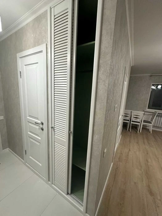 Продаж 2-кімнатної квартири вул. Авіаконструктора Антонова 1