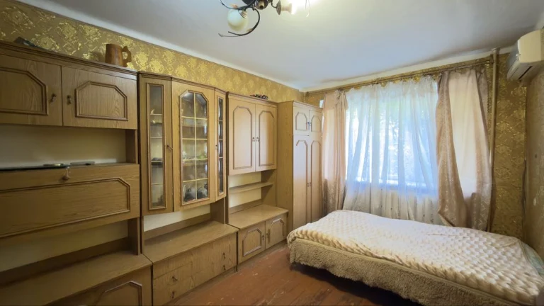 Продам 2 кімнатну квартиру на Черемушках вул Іцхака Рабіна
