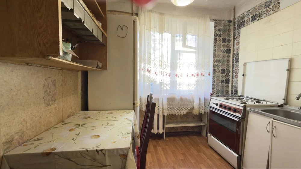 Продам 2 кімнатну квартиру на Черемушках вул Іцхака Рабіна