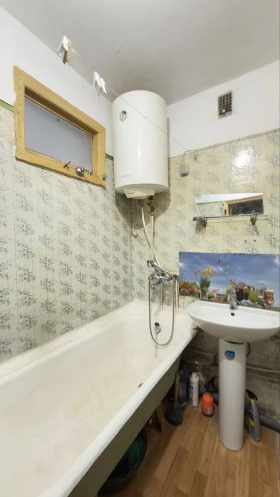 Продам 2 кімнатну квартиру на Черемушках вул Іцхака Рабіна