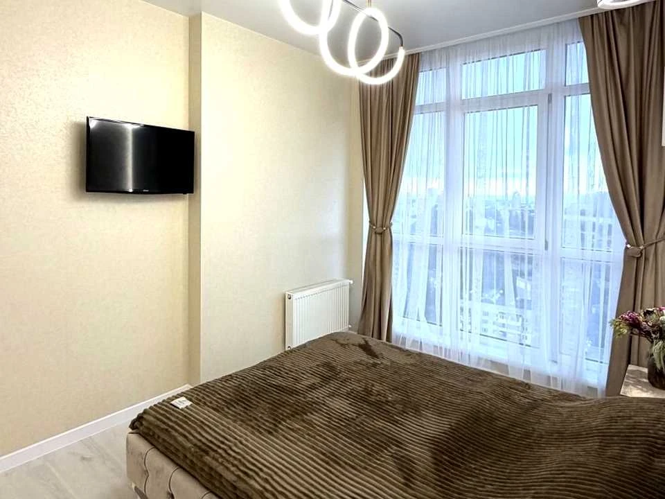 Квартира. Одеса, Академіка Філатова вул., 2 к