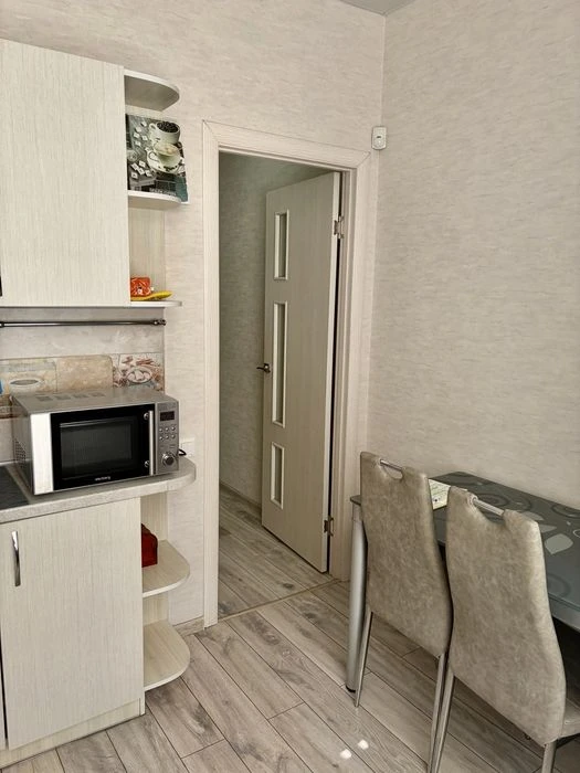 Продаётся 2 ком. кв ул. Проспект Соборный в Александровском