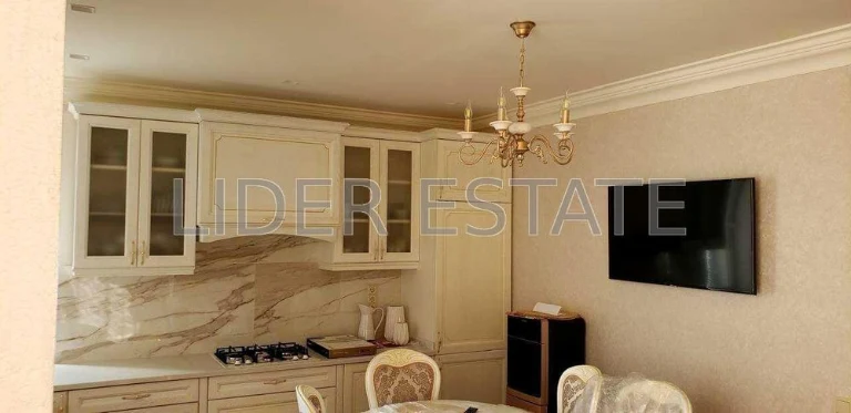 Продаж 2-поверхового таунхауса в Ужгороді: 3 кімнати, 150 м²