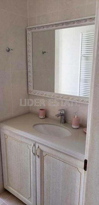 Продаж 2-поверхового таунхауса в Ужгороді: 3 кімнати, 150 м²