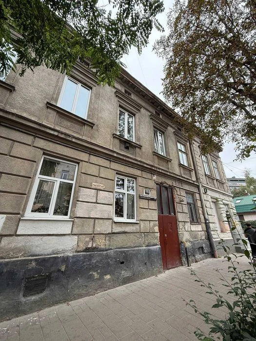 Продаж 1 кімнатної квартири по вул. Ярослава Мудрого