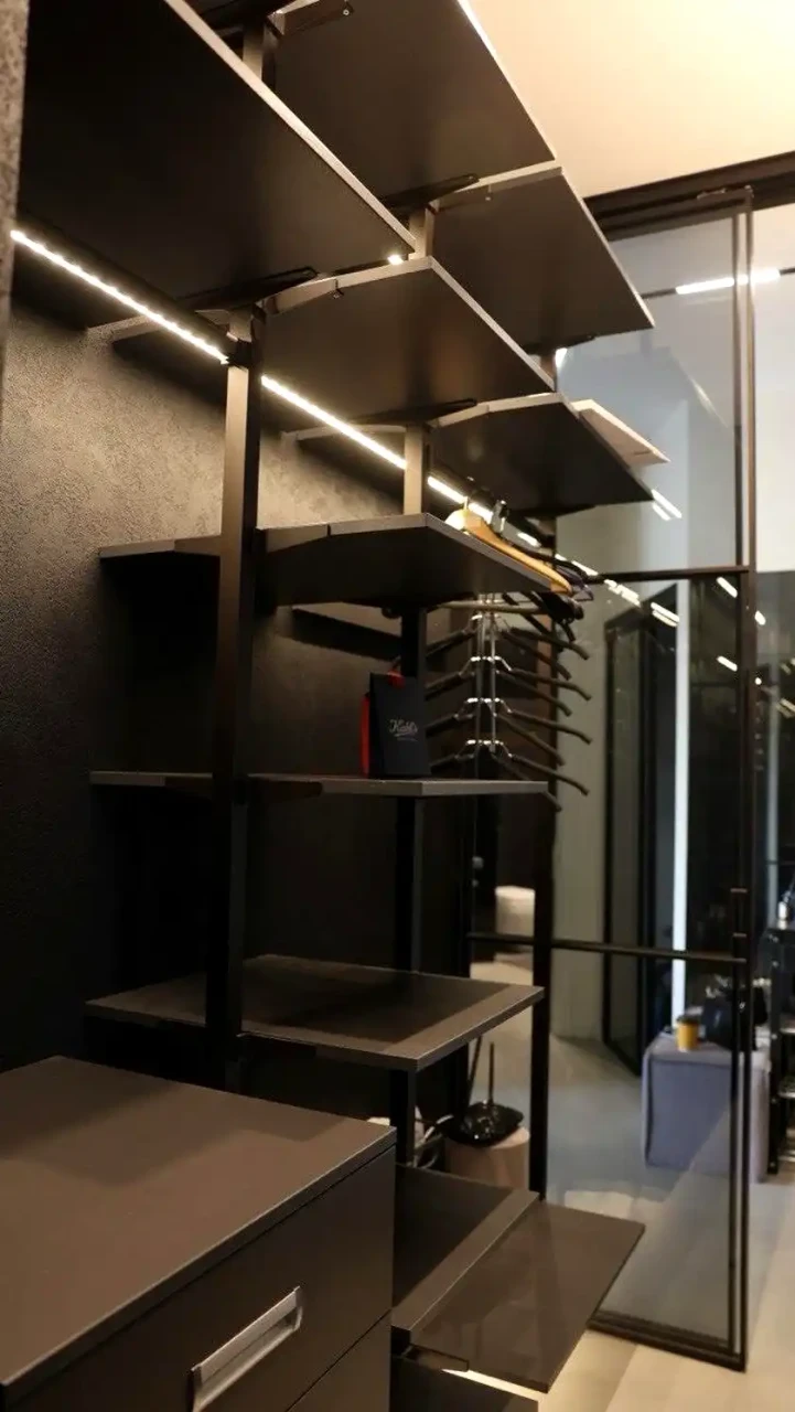 Продаж квартири 1-кімн. 56 м² 23/25 пов.