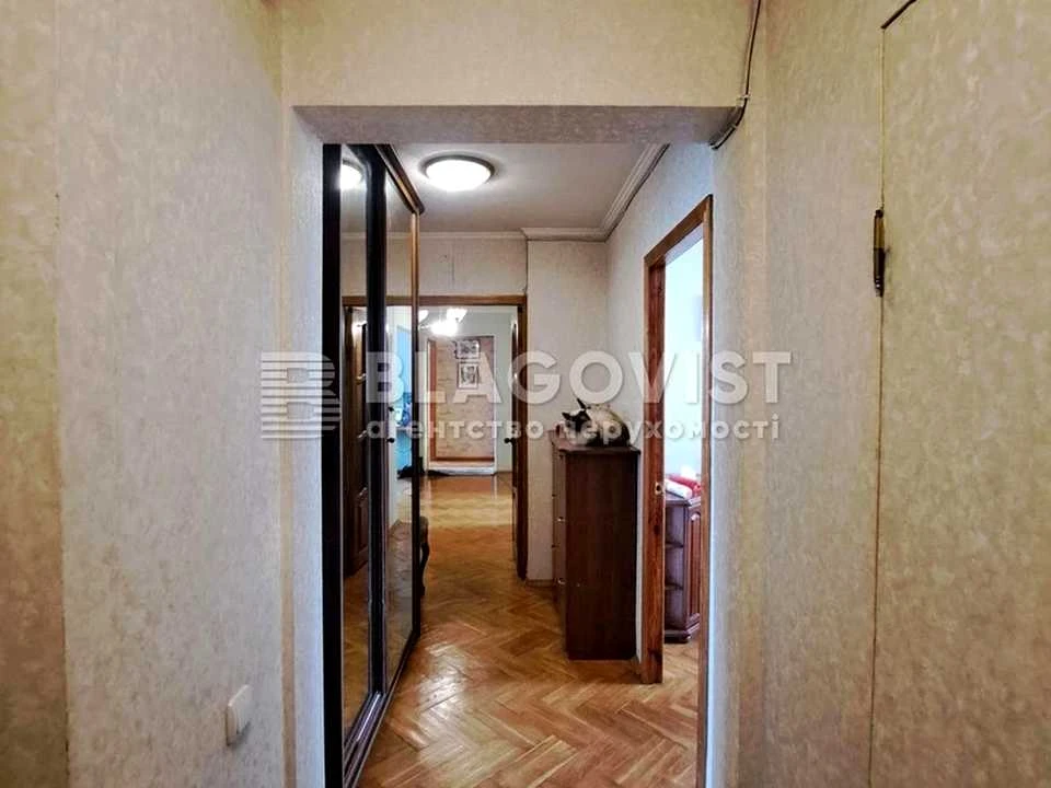 Квартира. Київ, Левка Лук'яненка вул. (Маршала Тимошенка)