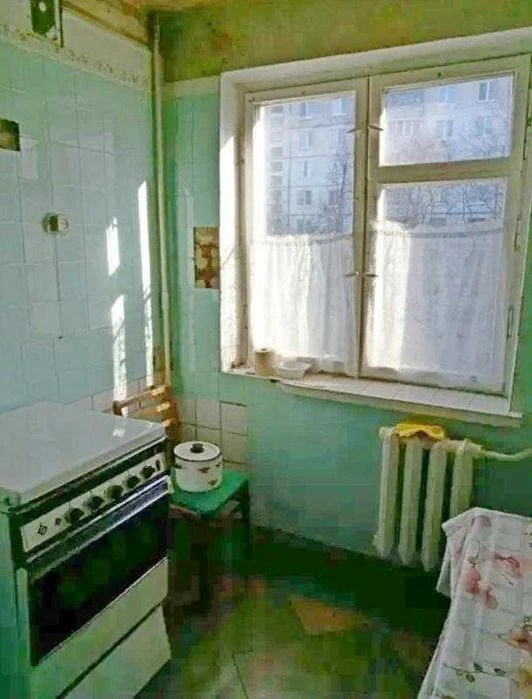 Продам 2 кімн. квартиру Салтівка ТРК Україна