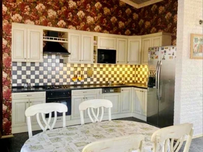 Будинок. Київ, Локомотивна вул.