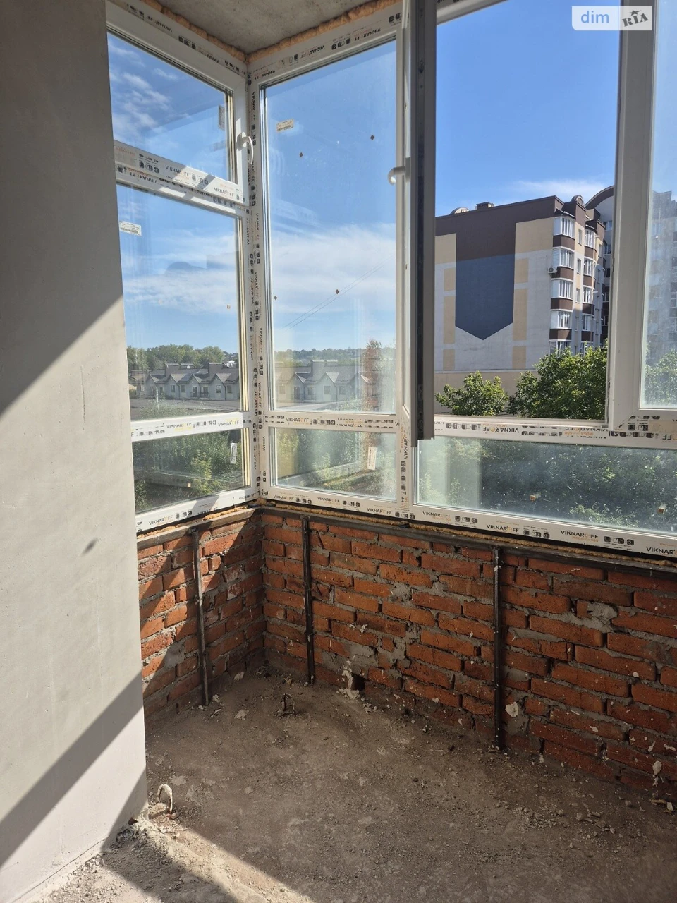 Продаж Квартира Виставка