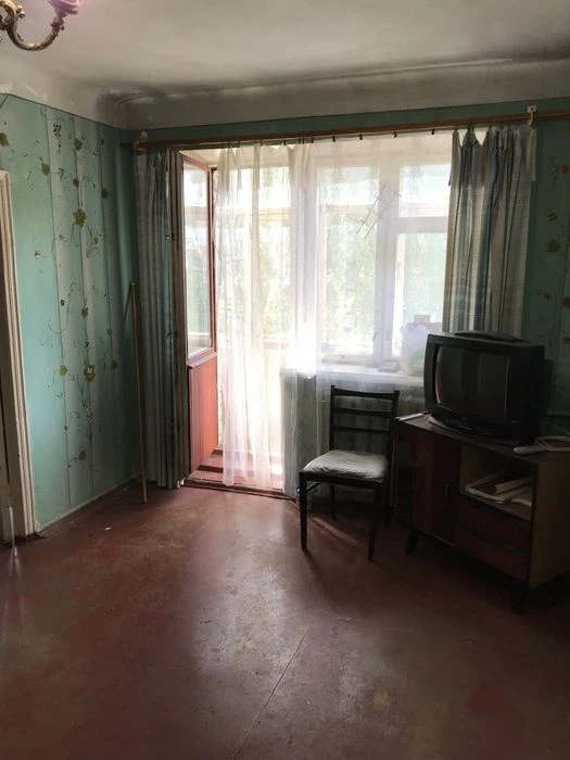 Продам 3- к кв пр. Шевченко біля кінотеатру Дружба