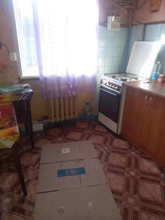 Продам двухкомнатную на Сечиново.