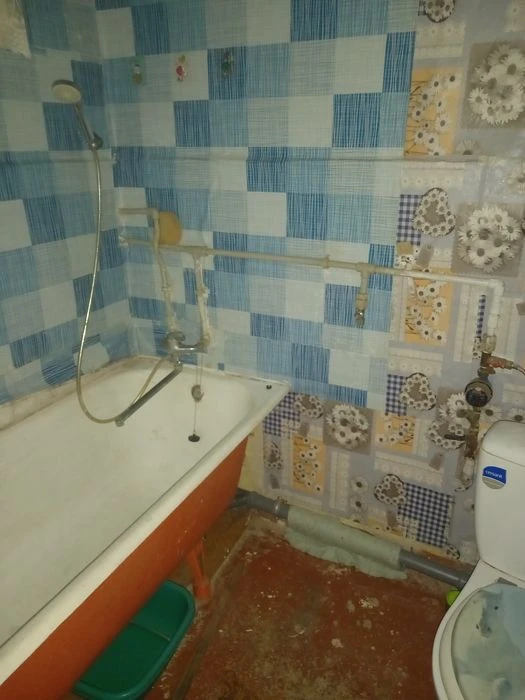 Продам двухкомнатную на Сечиново.
