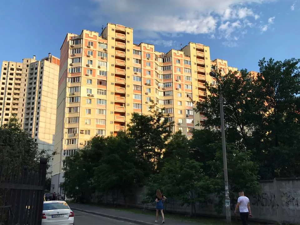 Квартира. Київ, Юлії Здановської вул. (Ломоносова)