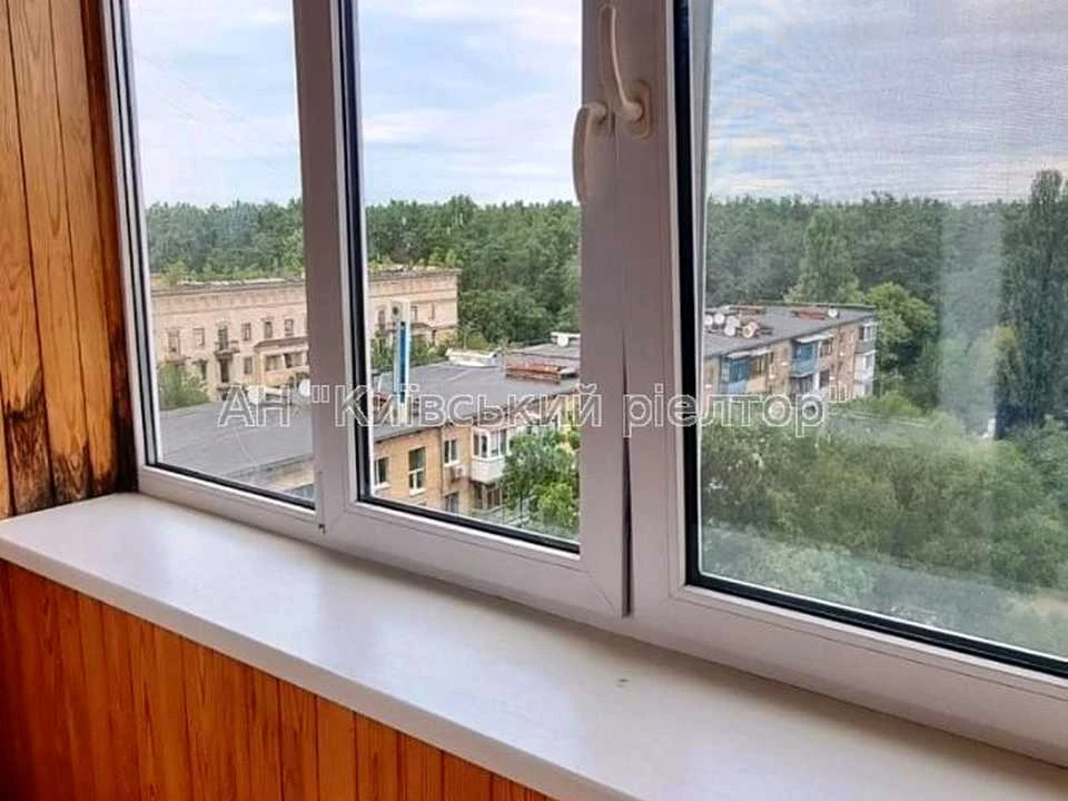 Квартира. Київ, Алматинська вул. (Алма-Атинська)
