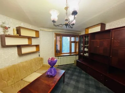 Продажа 3 к в кирпичном доме -Центр- Набережная- вид на реку