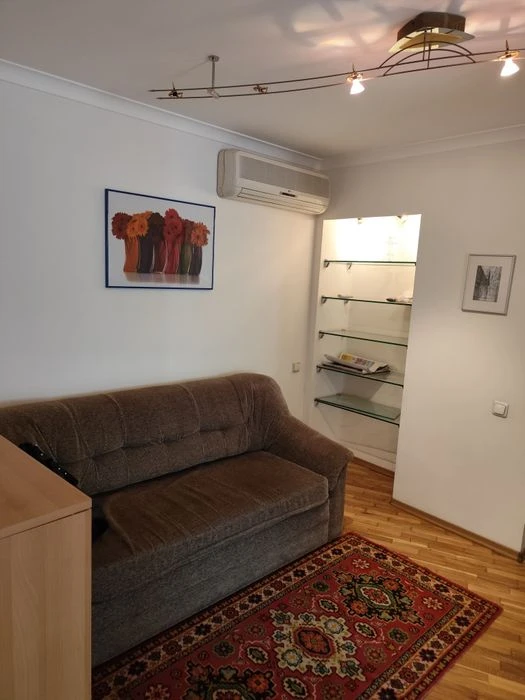 Продам! Пр.Поля! Большая 2 комнатная квартира, 58 м.кв, 4 эт