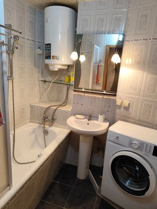 Продам! Пр.Поля! Большая 2 комнатная квартира, 58 м.кв, 4 эт