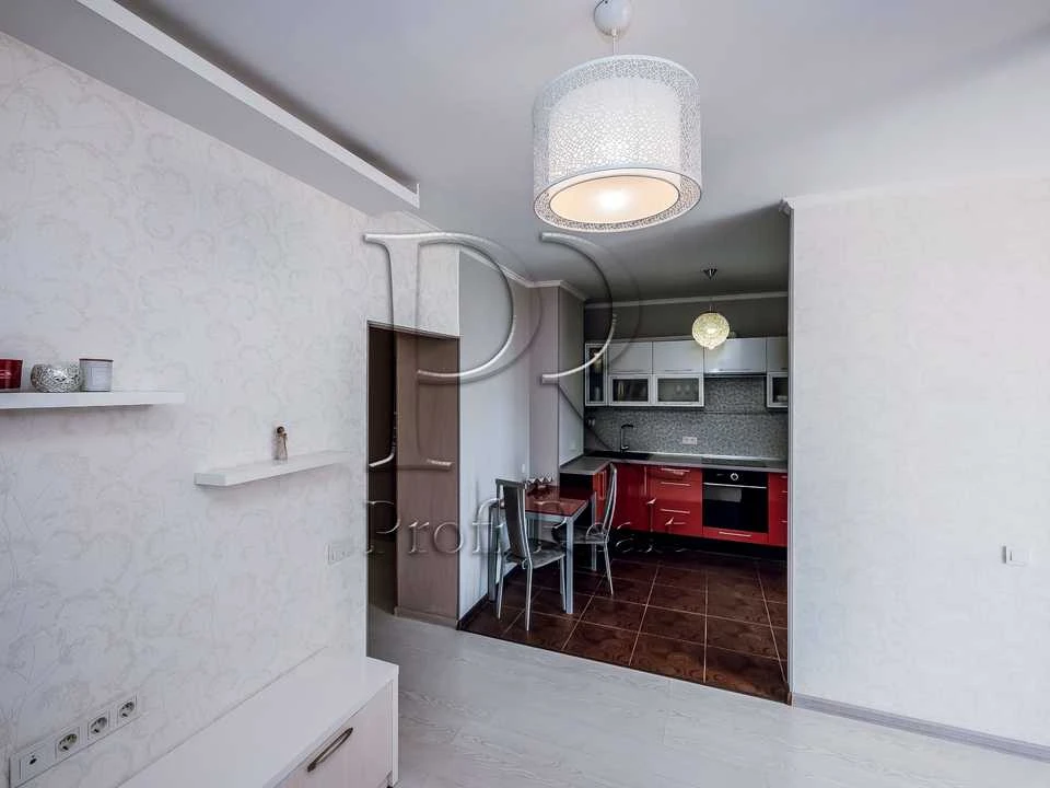 Квартира. Київ, Регенераторна вул., 4к