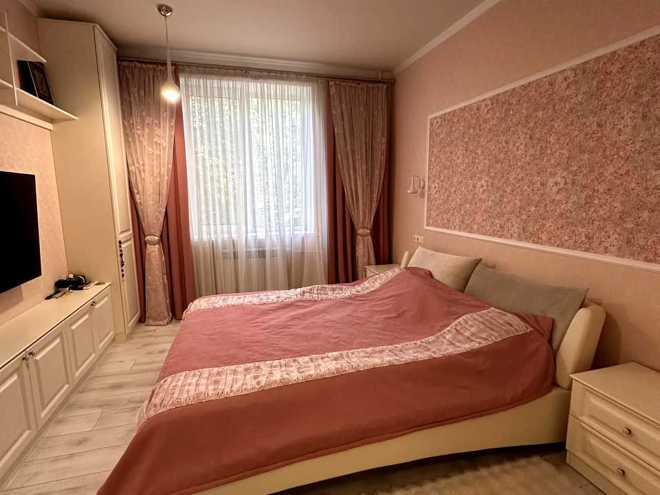 Квартира. Київ, Джохара Дудаєва вул. (Іскрівська)