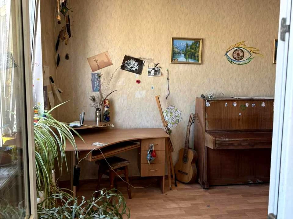 Квартира. Київ, Милославська вул.