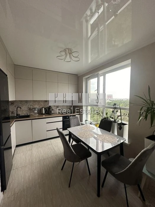 Продаж / Квартира / Воскресенська 16, Дніпровський