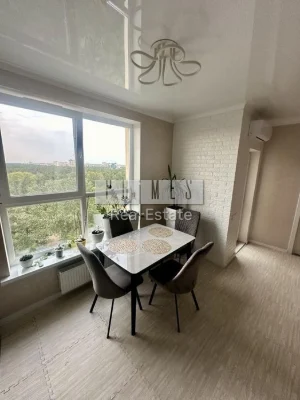 Продаж / Квартира / Воскресенська 16, Дніпровський