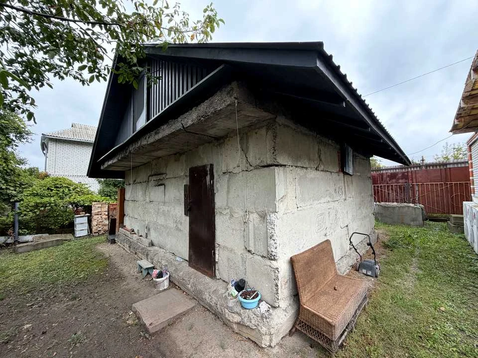 Будинок. Київ, 204-та Садова вул.