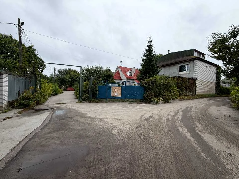 Будинок. Київ, 204-та Садова вул.