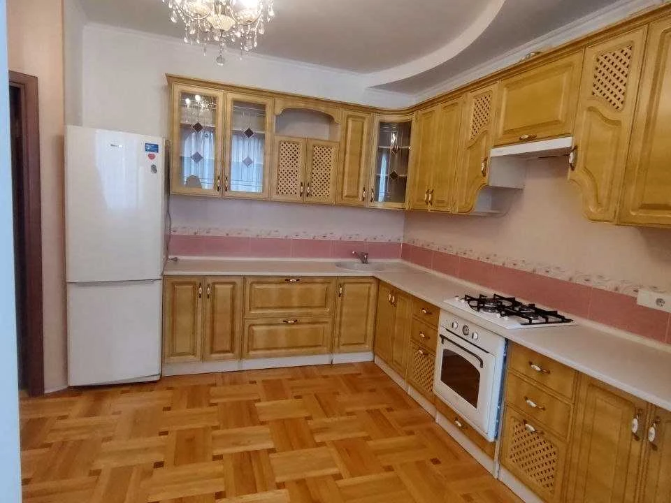 Квартира. Вінниця, Зодчих вул.