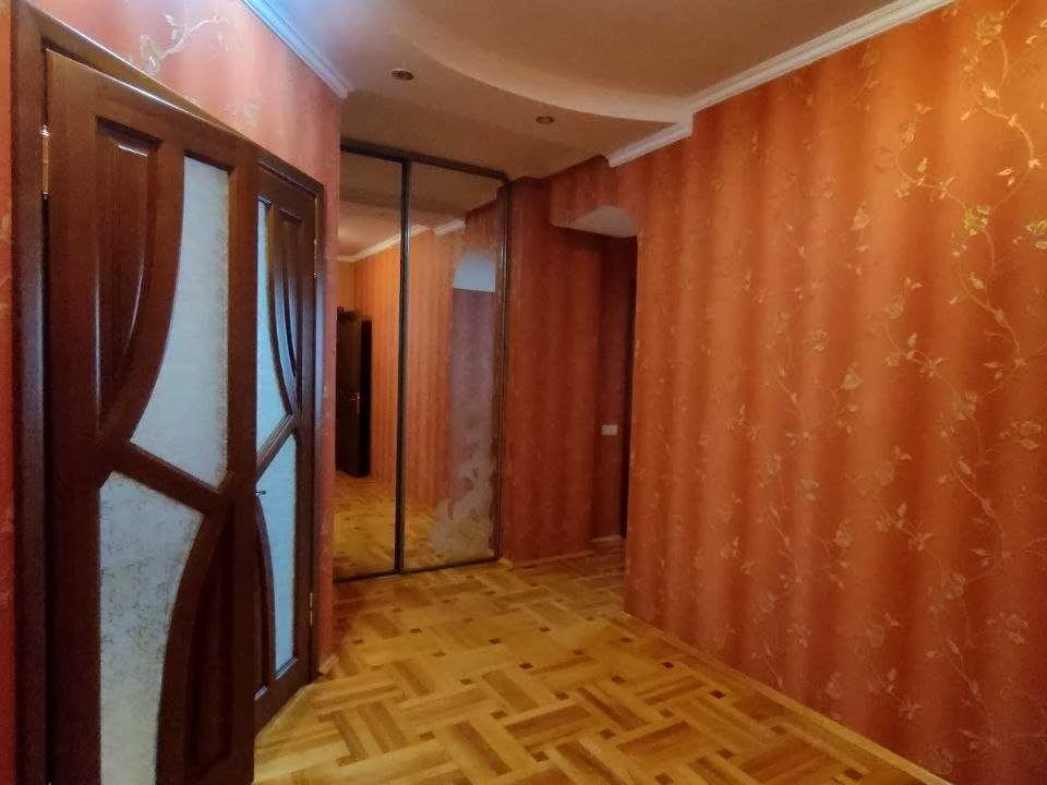 Квартира. Вінниця, Зодчих вул.