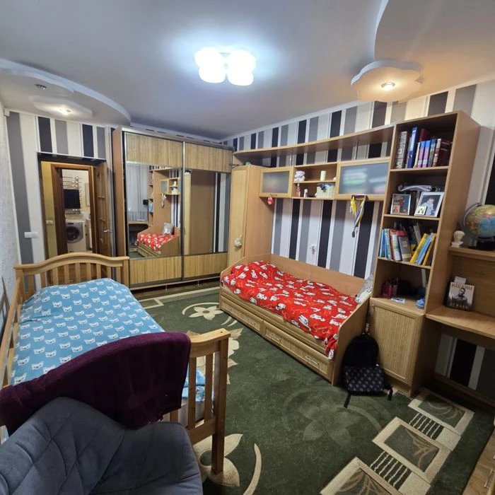Продажа 3х к кв Чкалова возле Зоопарка 1/9 90м 70000$