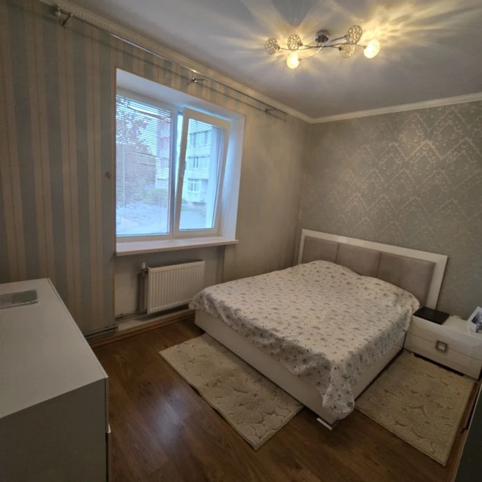 Продажа 3х к кв Чкалова возле Зоопарка 1/9 90м 70000$