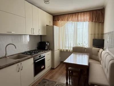 Продаж 4 кімнатної квартири р-н 33