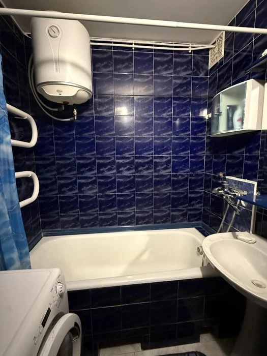 Продаж 4 кімнатної квартири р-н 33
