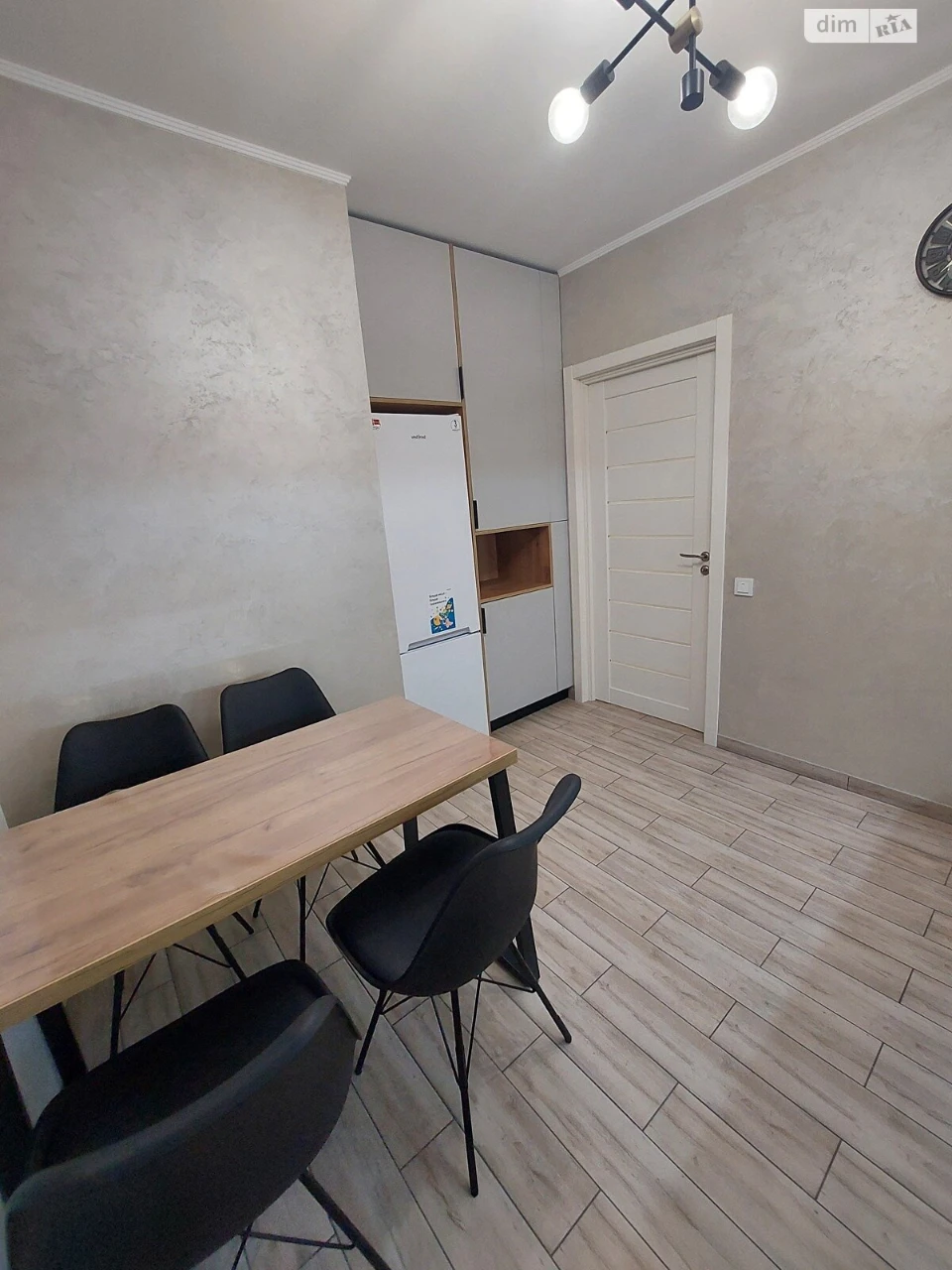 Продаж Квартира Красне