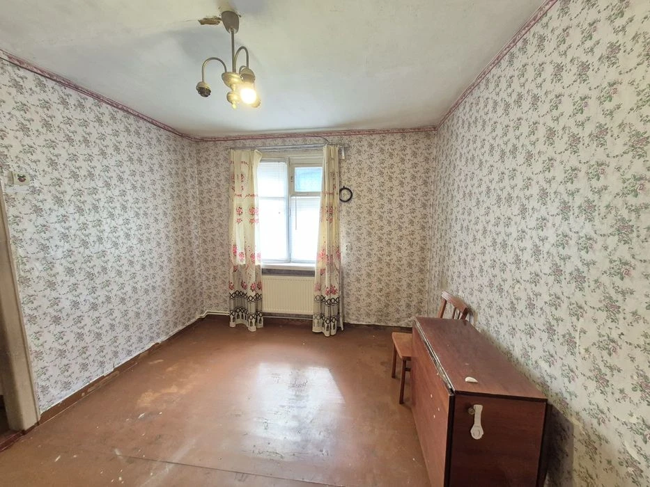 Продам однокімнатну квартиру на землі