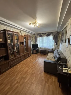 Продаж 3-кім квартири в центрі Вул. Івана Мазепи, 27