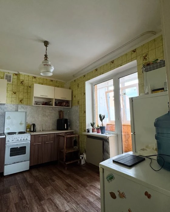 Продаж 3-кімнатної квартири на вулиці Незалежності