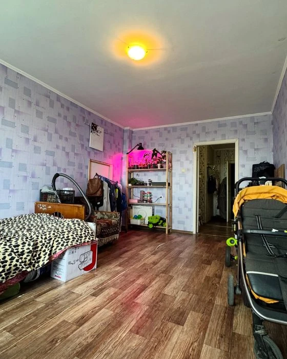 Продаж 3-кімнатної квартири на вулиці Незалежності