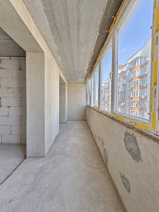 Продам 2-кімнатну квартиру в НОВОБУДОВІ на ПРОСПЕКТІ НЕЖАЛЕЖ