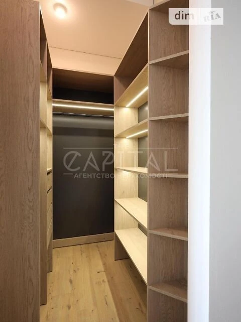 Sale of 2-room apartment 52 sq. m. on Andriy Verkhoglyada St. 14A •
