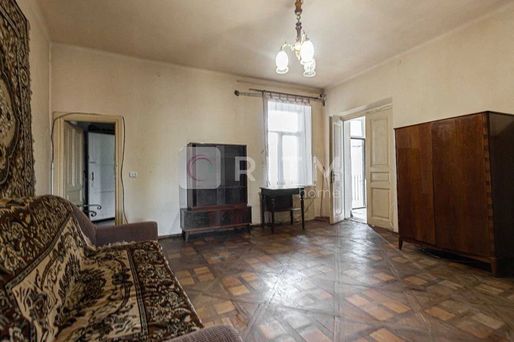 Продаж 2к. квартири в центрі Львова