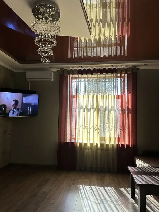 Продам 3- кімнатну квартиру. Від власника.